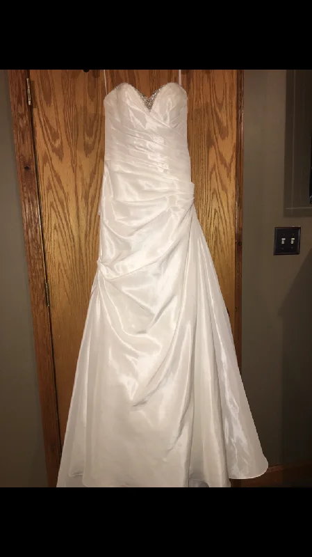 Major Savings Allure Bridals GM219