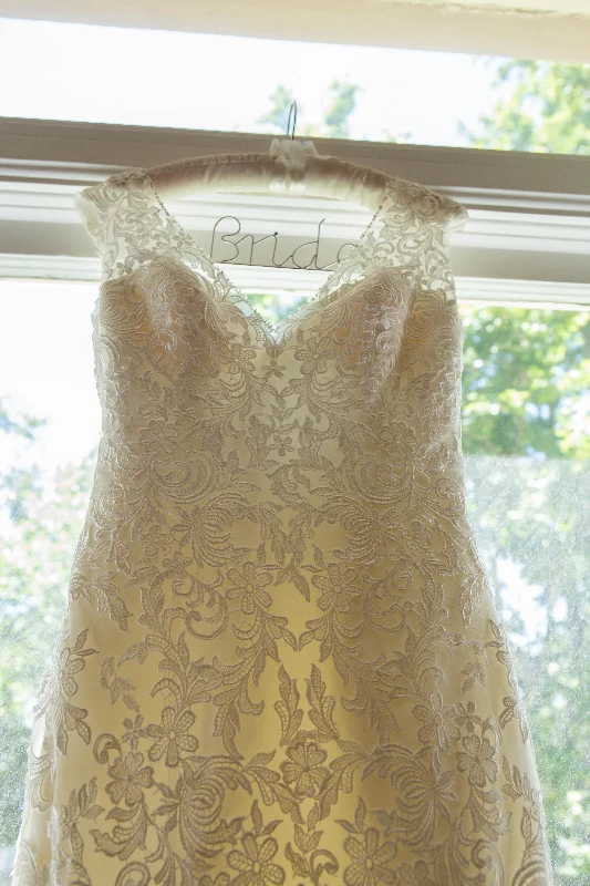 Unbeatable Prices Allure Bridals Lace Mermaid