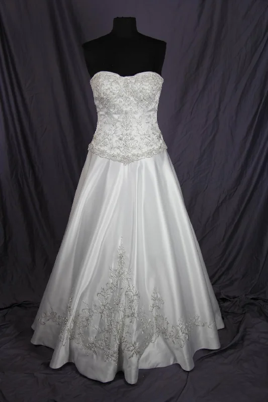 Massive Deals Allure Bridals P863