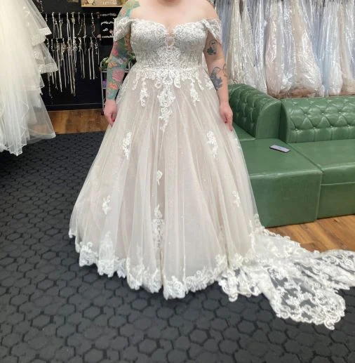 Discount Mania Allure Bridals C622