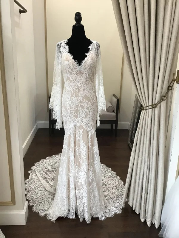 Price Break Allure Bridals F136