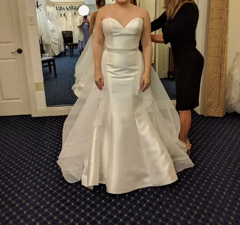 Closeout Allure Bridals Romance 3000T