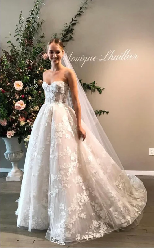 Price Break Monique Lhuillier Easton