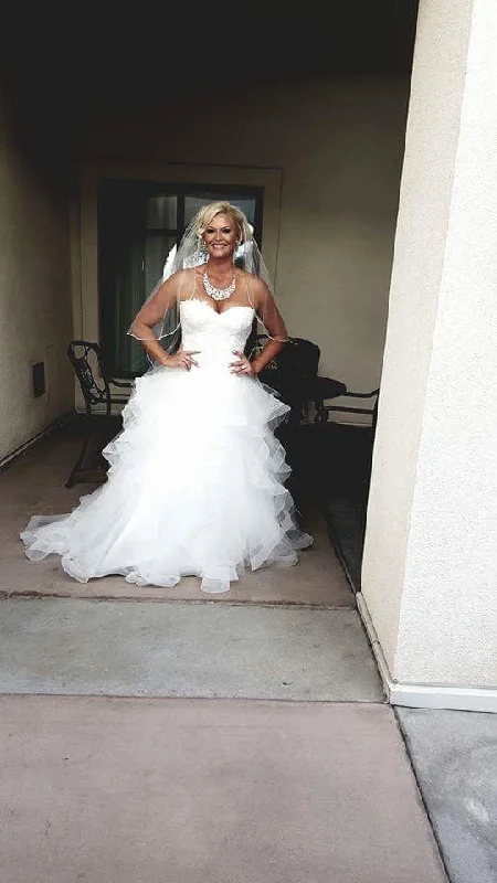 Super Sale Pronovias Trinity