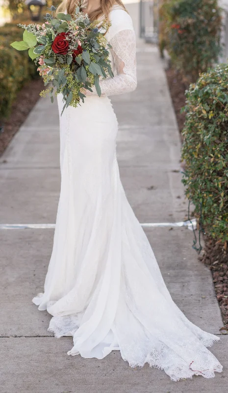 Don't Miss Allure Bridals M602