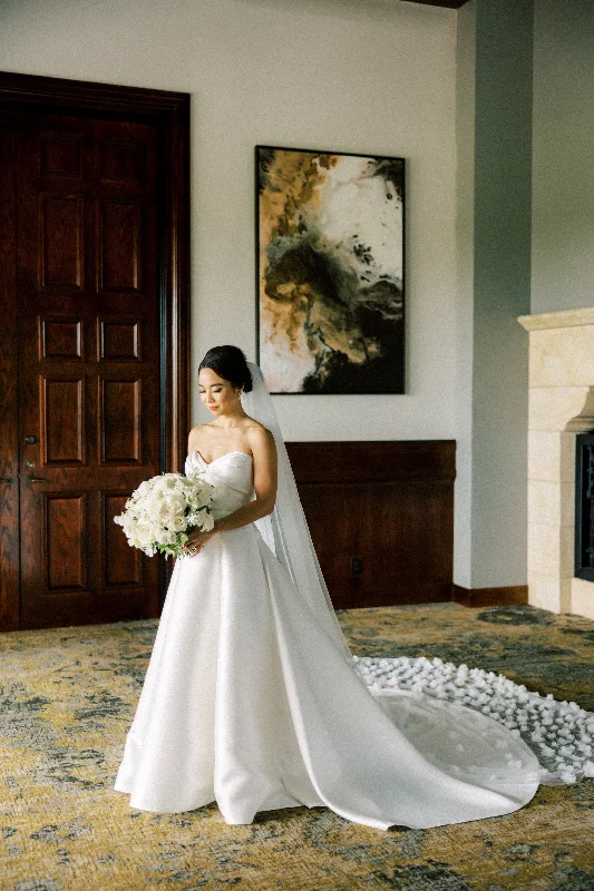 Anniversary Sale Pronovias Strapless Sweetheart A-Line Wedding Dress
