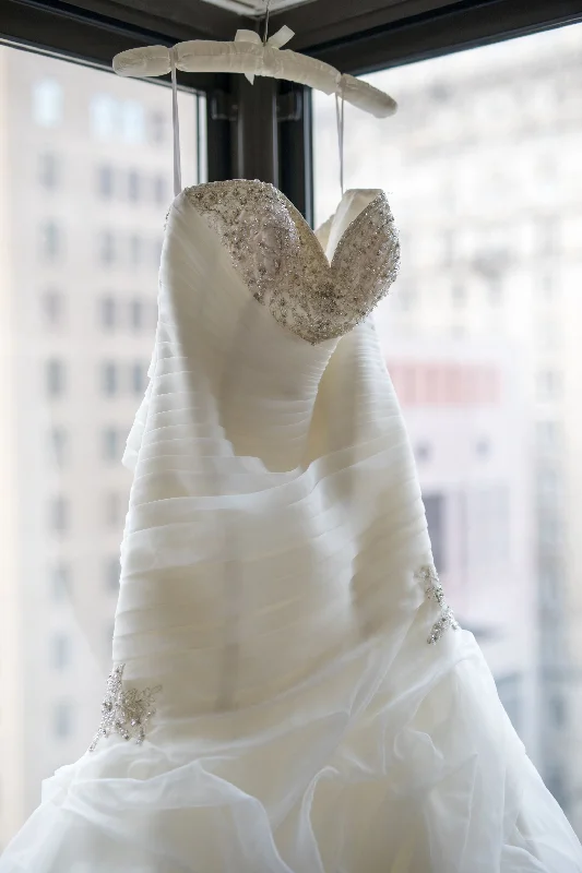 Fantastic Offers Allure Bridals P970