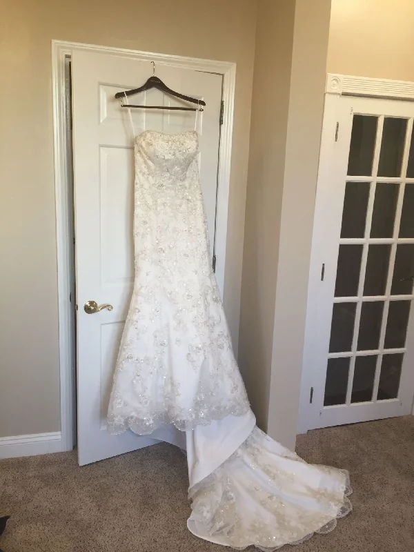 Take Advantage Allure Bridals L244