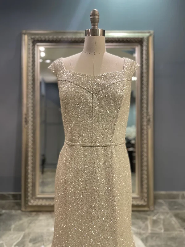 Special Savings Allure Bridals E174M