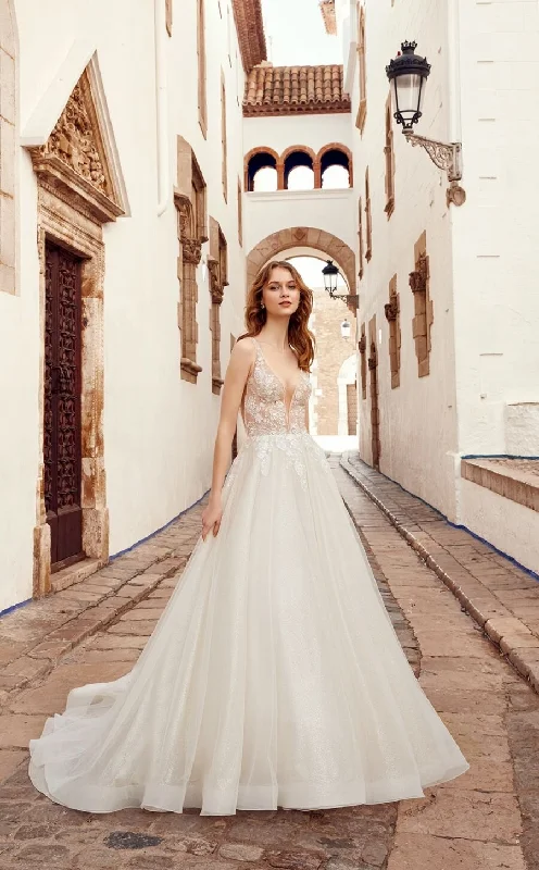 Sneak Peek Sale Allure Bridals Mariah E101