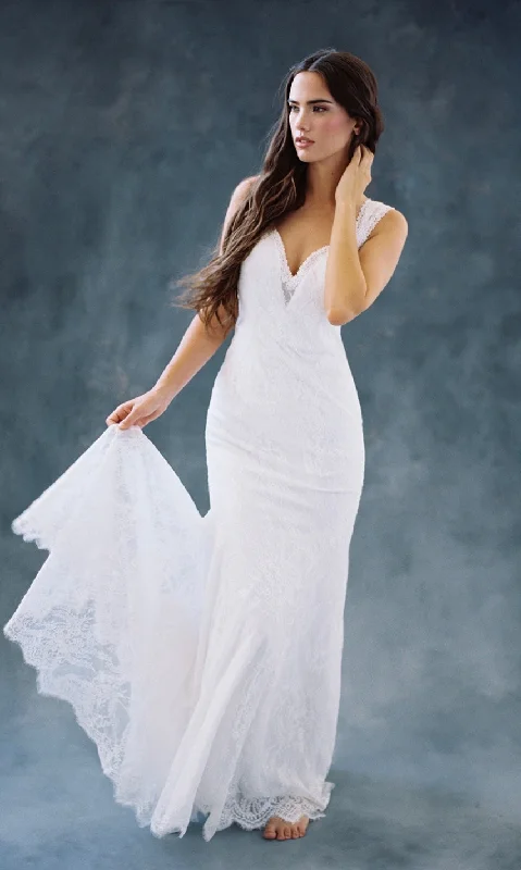 Customer Appreciation Sale Allure Bridals F105 Daisy