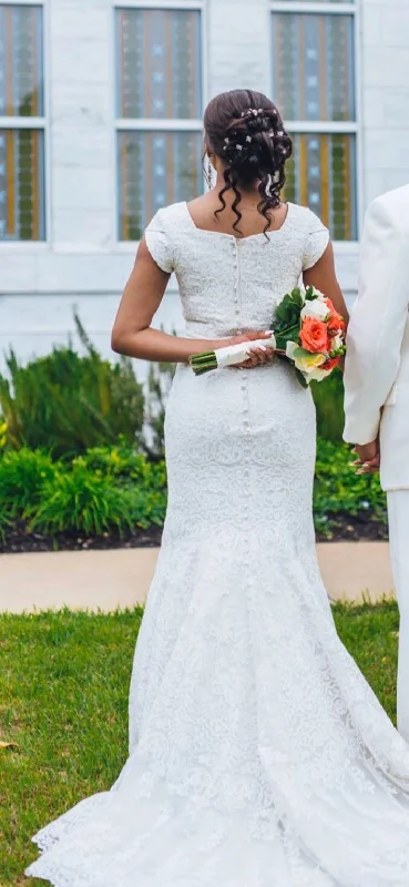 Exclusive Preview Allure Bridals M522