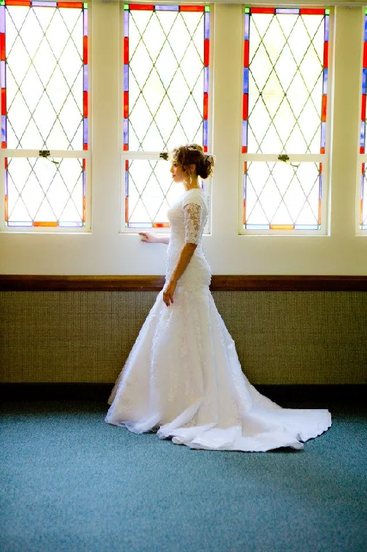 Online Exclusive Allure Bridals M490
