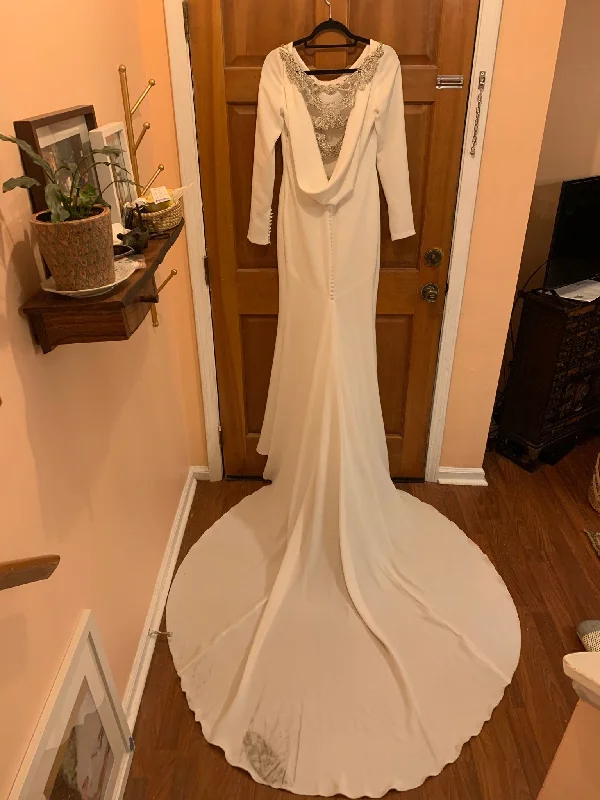 Overstock Sale Pronovias Radley