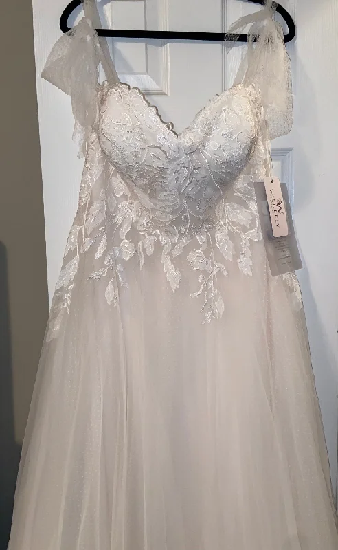 Act Now Allure Bridals Samantha F180