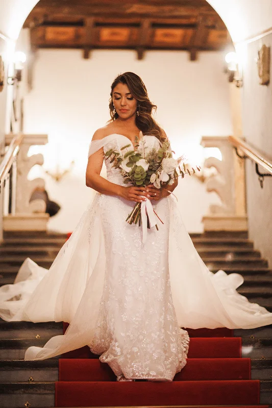 Price Drop Allure Bridals Fit to Flare MB704 & Overskirt MB704A