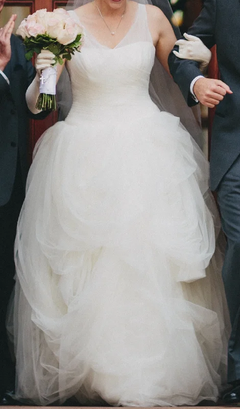 Deep Discounts Vera Wang White Tulle Ball Gown Vw351157