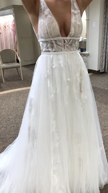 Hurry In Watters Galatea 50704