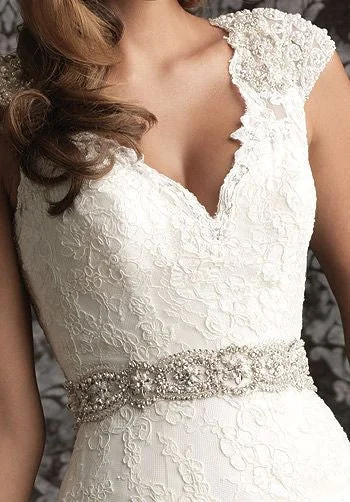 Deal of the Day Allure Bridals Romance 9010