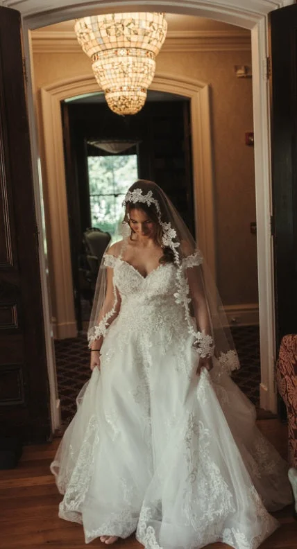Massive Deals Allure Bridals C570