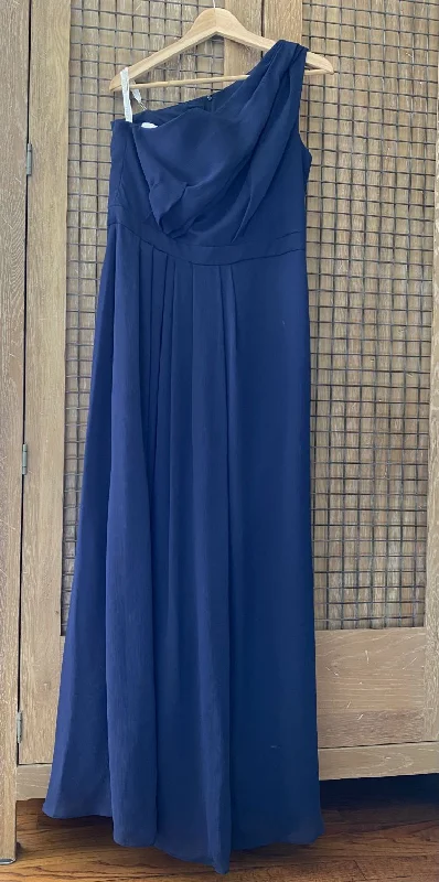 Inventory Reduction David's Bridal F18055 marine