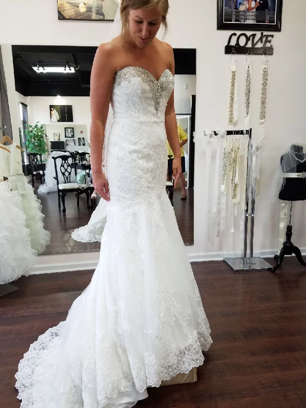 Lowest Price Allure Bridals Romance/2667