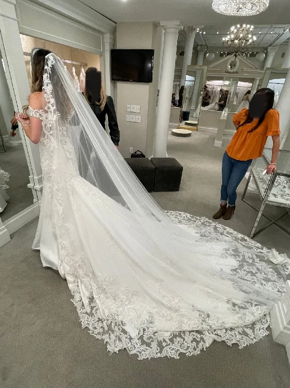 Seasonal Clearance Allure Bridals Jasmine