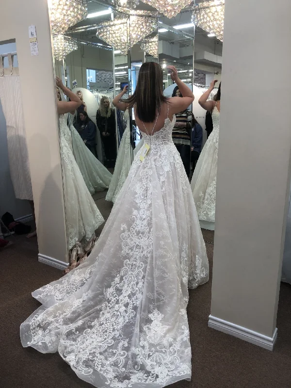 Year-End Clearance Allure Bridals C524
