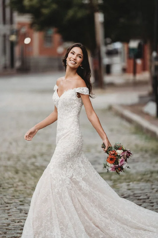 Act Now Allure Bridals C529