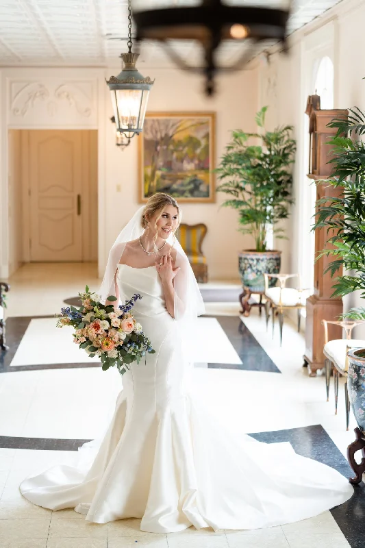 Extra Savings Allure Bridals E215 - Carmen