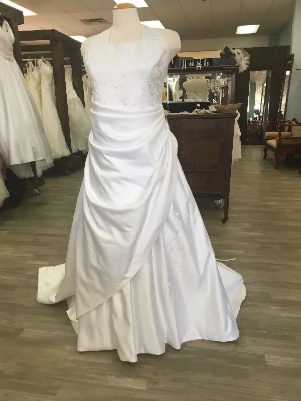 Sale Event Allure Bridals Exclusive 2361