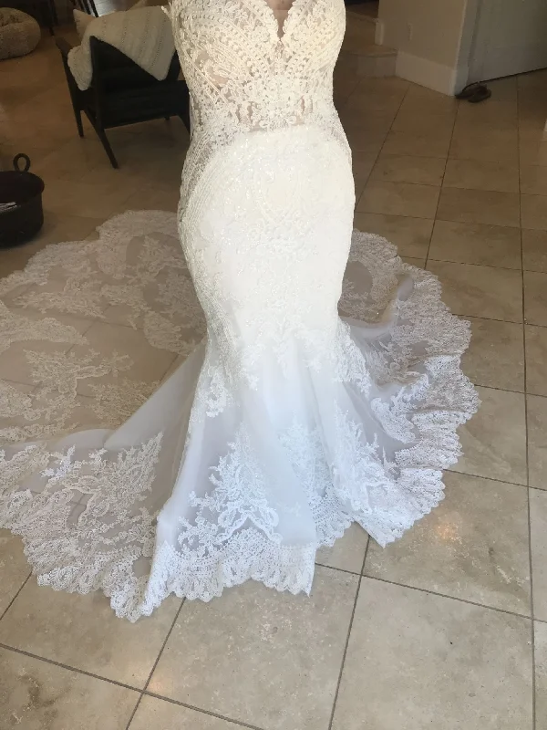 Crazy Deals Badgley Mischka Demitra