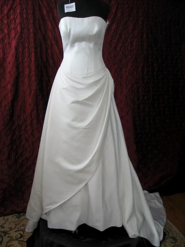 Members Only Allure Bridals P681