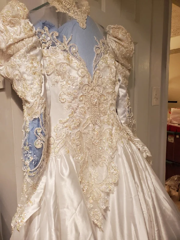 Fantastic Offers Demetrios 1580