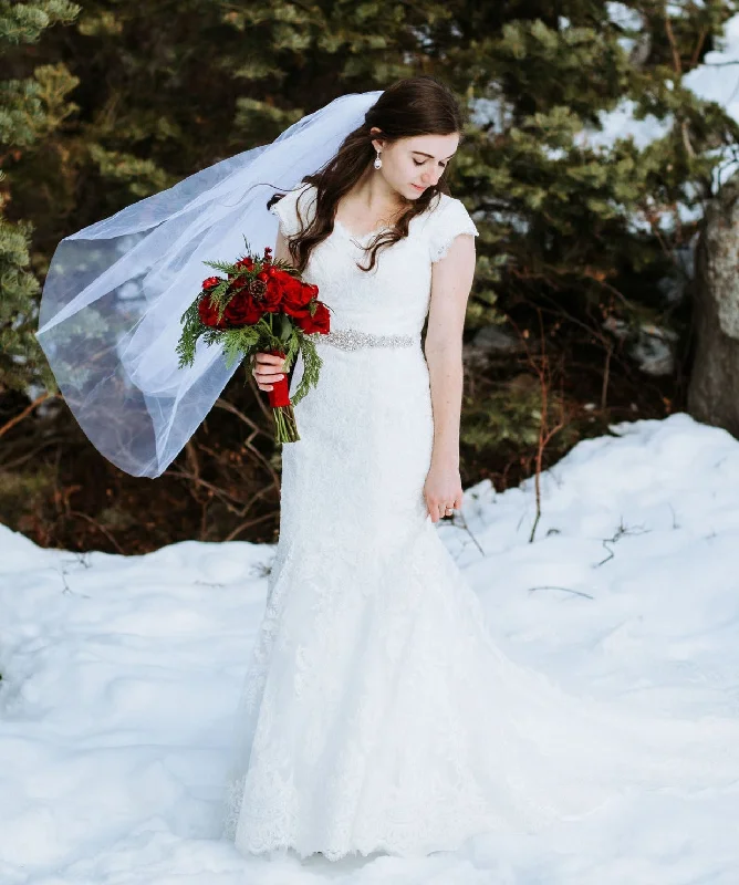 Massive Deals Allure Bridals M556