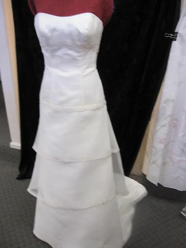 Special Buy Allure Bridals P791