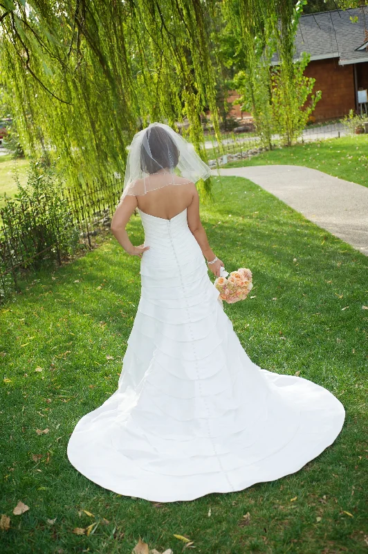 Value Deals Allure Bridals Exclusive Collection