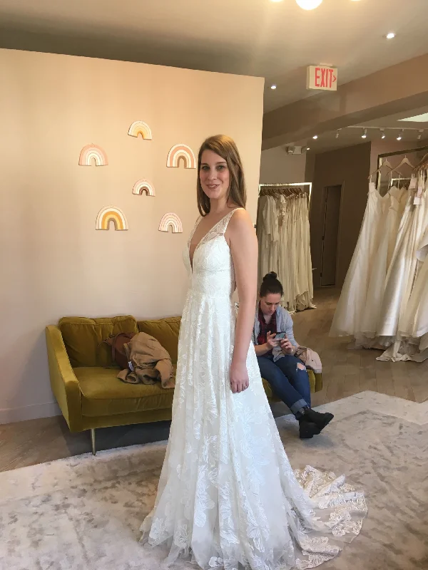 Can't Miss Lovers Society Sydney gown