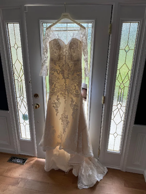 Seasonal Sale Pronovias Tibet