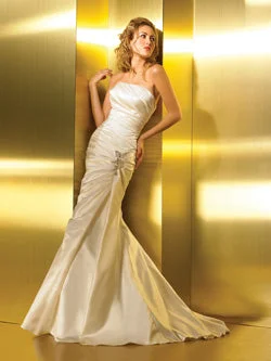 Closeout Sale Allure Bridals P808