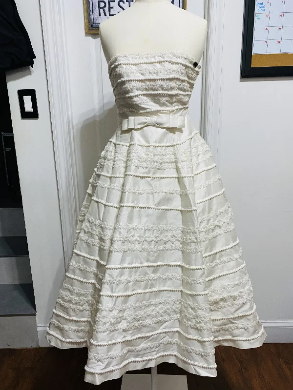 Markdowns Other 1950’s inspired wedding dress