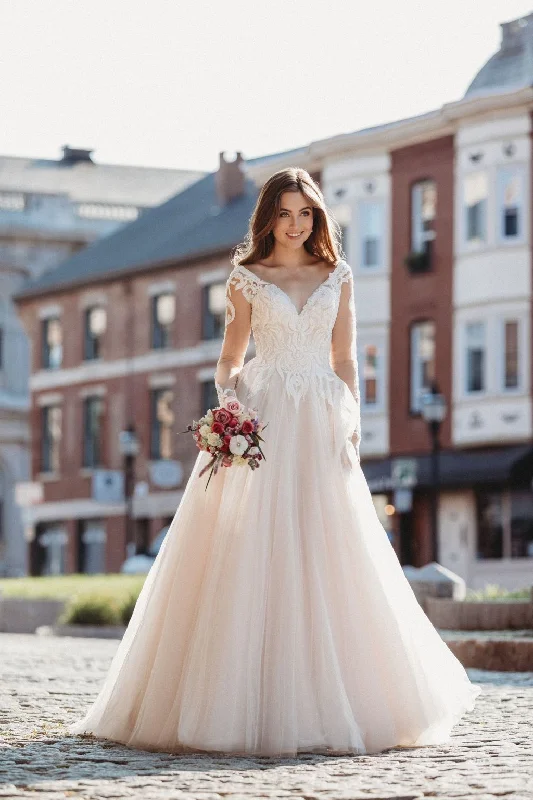 Don’t Miss Out Allure Bridals C528