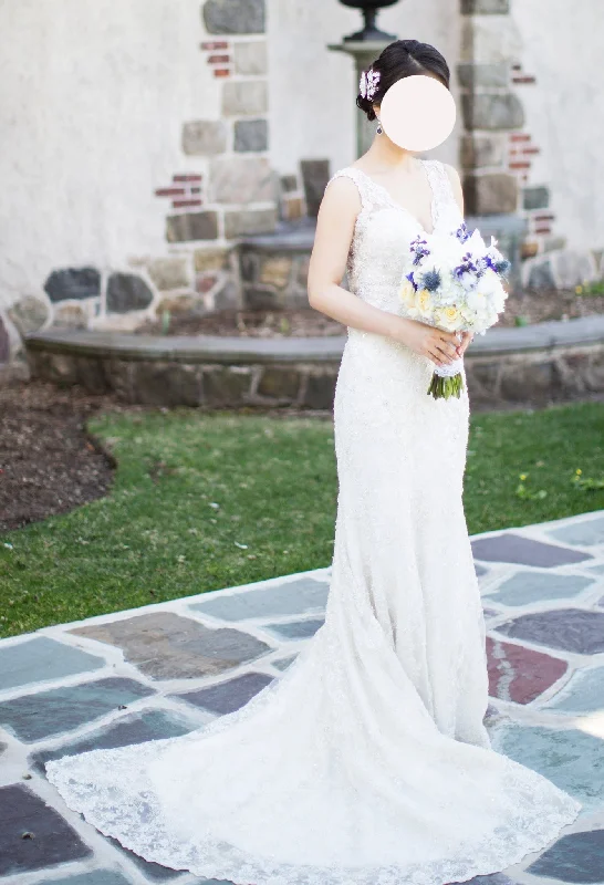 Stock Clearance Allure Bridals Lace Fit and Flare