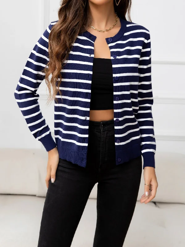 New Arrival Striped Round Neck Long Sleeve Buttoned Knit Top