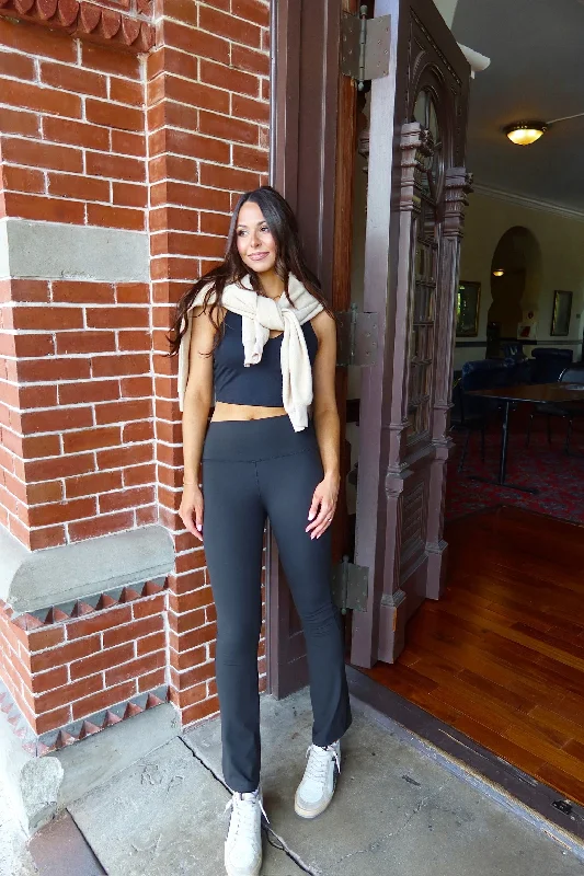 Exclusive Online Offer Dressed to Chill Leggings