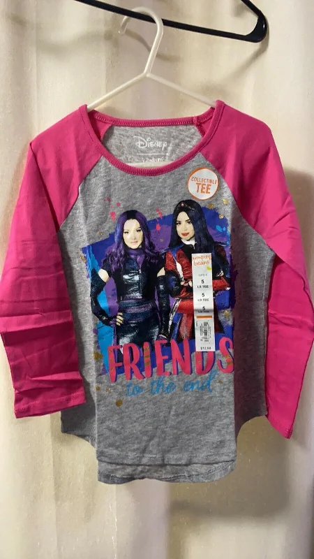 Daily Deals Disney's Descendants Girls Graphic Tee by Jumping Beans